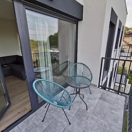Apartment Calm And Quiet In Strzalowska 7 *
